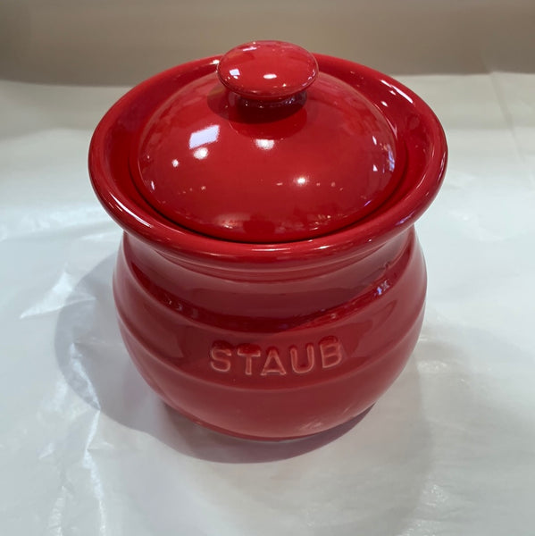 Staub garlic keeper